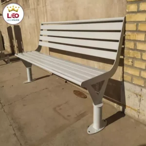 نیمکت فلزی سفید CNC با طراحی مدرن و رنگ کورهای لئو پارک